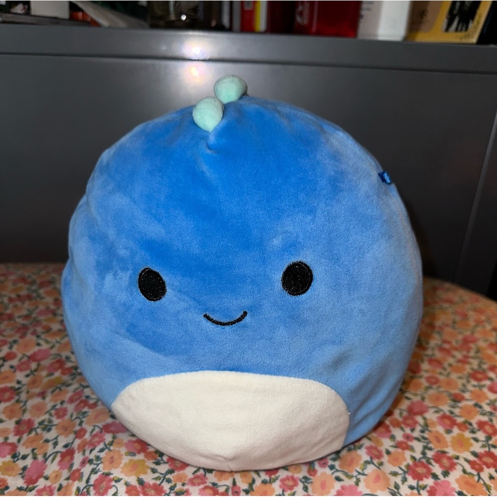 Grayson the dinosaur squishmallow 7”